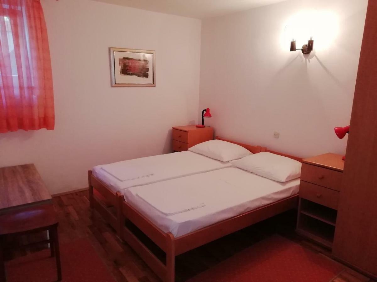 Apartman Mila Dramalj Exterior foto